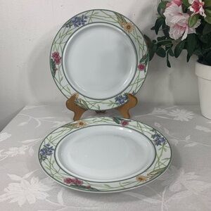 Dansk Cafe Floral 9” plates Set of 2